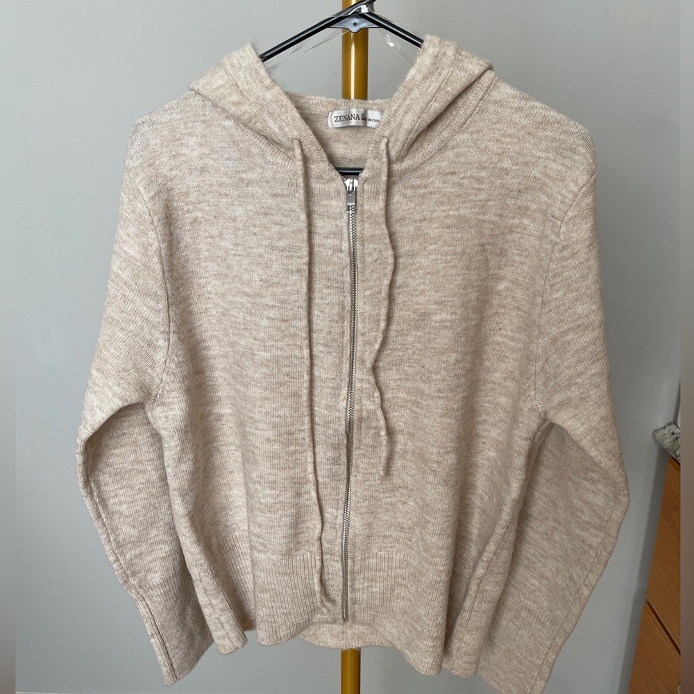 Zenana full zip hoodie Oatmeal XL sweater New without tags. 
Heathered look